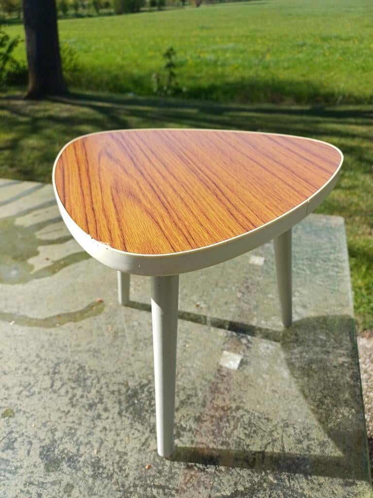Vintage jaren '50 bloementafeltje met formica blad, Antiek en Kunst, Ophalen of Verzenden
