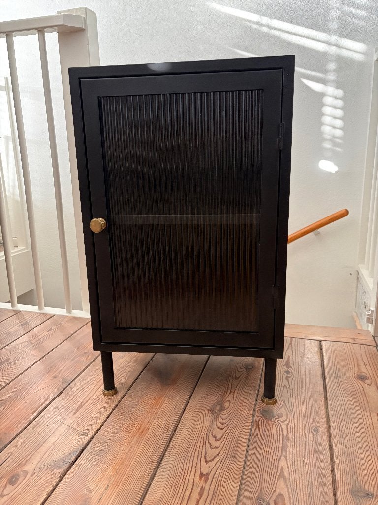 Nachtkastje, Ophalen, Minder dan 45 cm, Metaal of Aluminium, Zo goed als nieuw