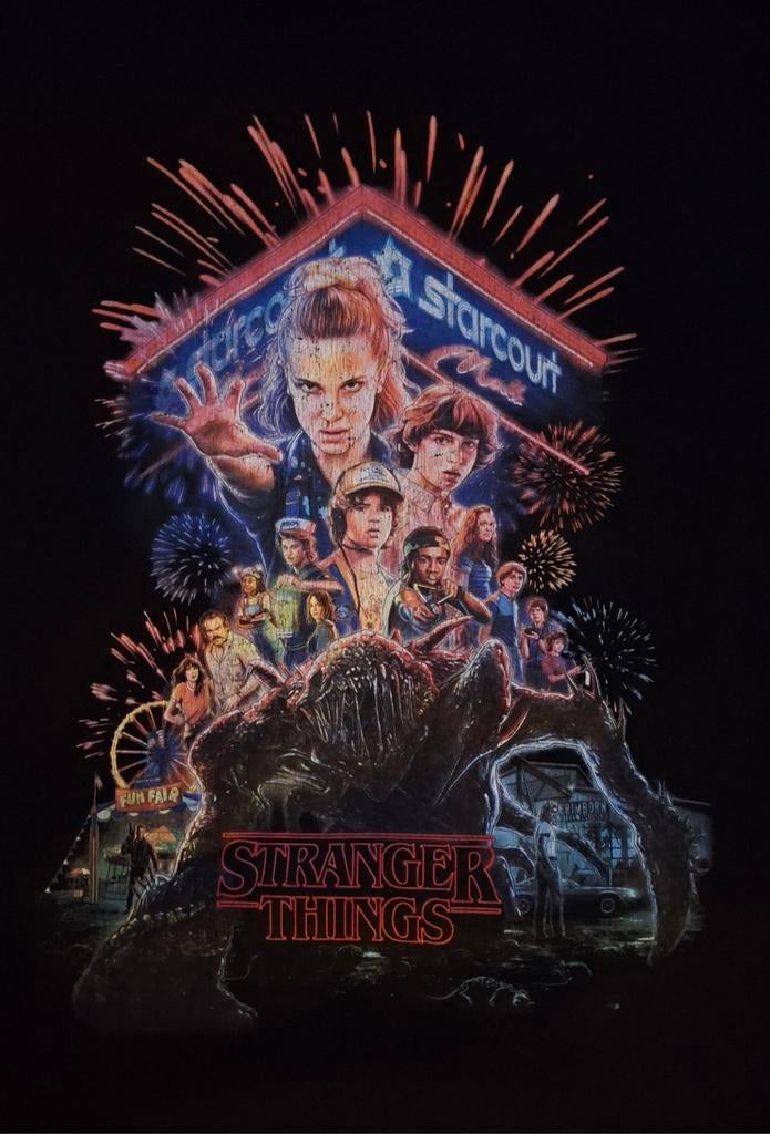 Stranger Things T-shirt Maat L, Ophalen of Verzenden, Gedragen, Maat 52/54 (L), Zwart