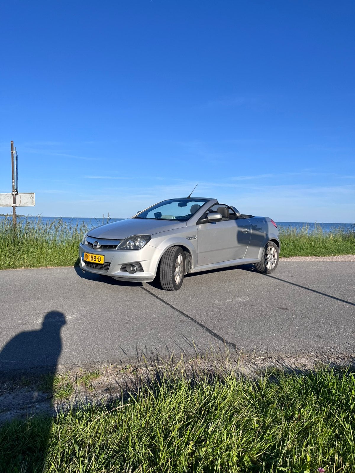Opel tigra cabrio, 125 pk, 1796 cc, Handgeschakeld, 57 €/maand