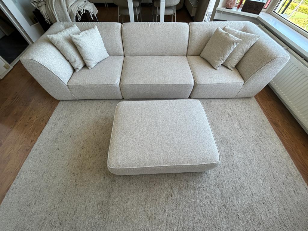 SKLUM Cardea modulaire bank + poef | Bouclé | ZGAN, Ophalen, Zo goed als nieuw, Stof