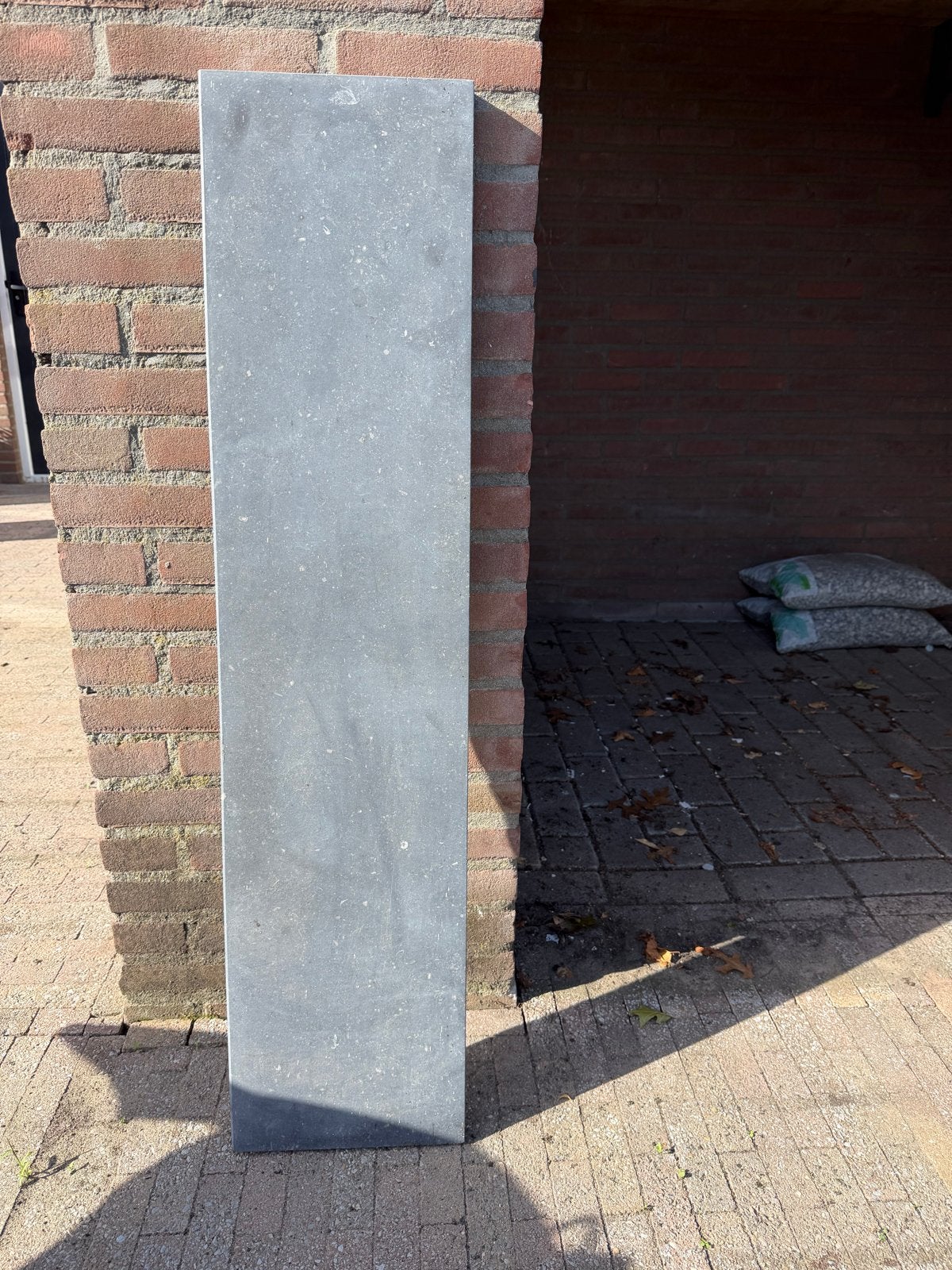 Natuursteen vensterbank 117x25x2,5 cm - Gratis af te halen, Doe-het-zelf en Verbouw, Ophalen, Nieuw