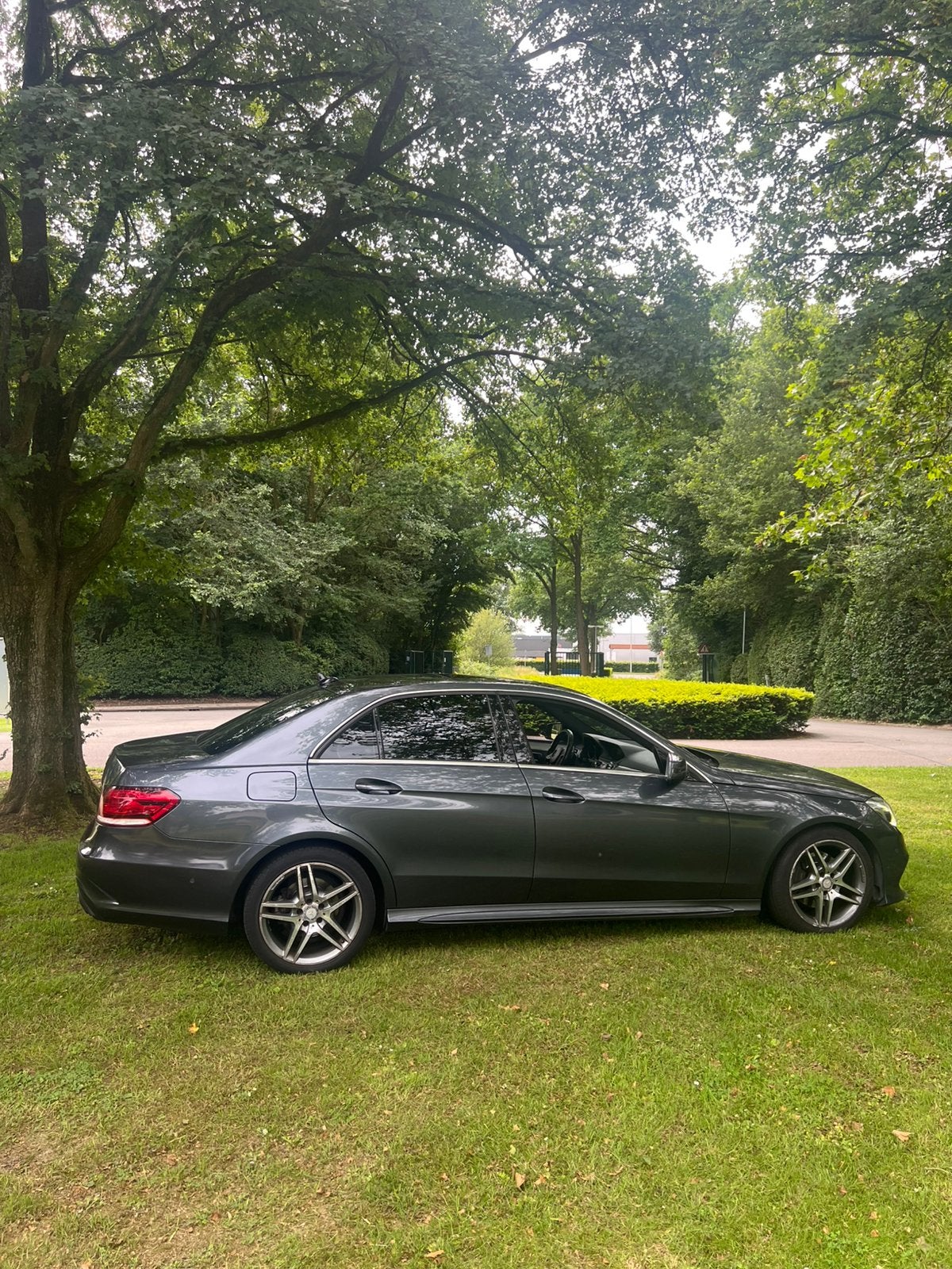 Mercedes-Benz E-Klasse E200 CDI BE Aut7 2014 Grijs, Auto's, Automaat, 4 cilinders, Origineel Nederlands, Diesel