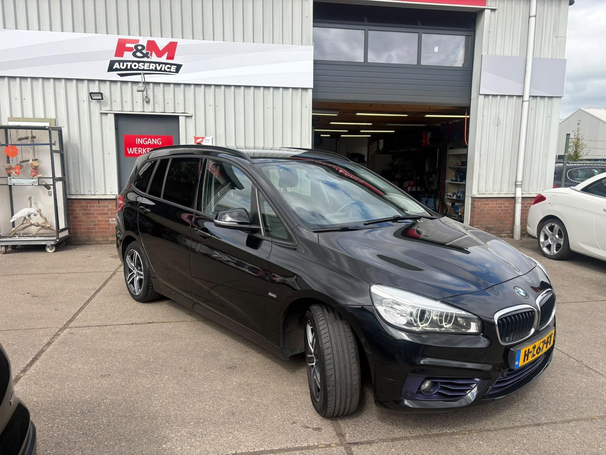 BMW 2-serie Gran Tourer 218i Centennial High Executive Clima, Auto's, BMW, Voorwielaandrijving, 136 pk, Gebruikt, 2-Serie Gran Tourer