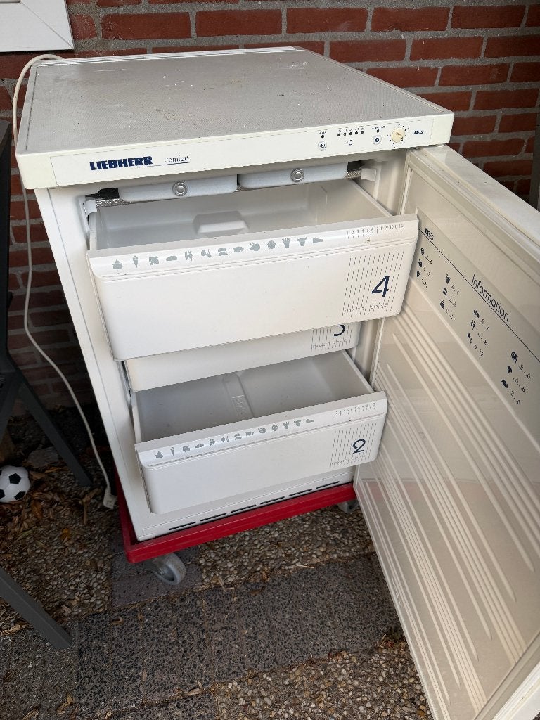 Liebherr Vrieskast met 4 laden - Zeer nette staat, Vrieskast, Minder dan 60 cm, Ophalen of Verzenden, Zo goed als nieuw