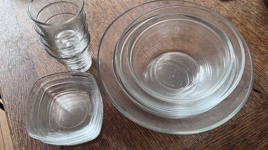 12 delig glazen servies/ glazen/ kommen/ schalen, Ophalen of Verzenden, Zo goed als nieuw, Overige merken, Glas
