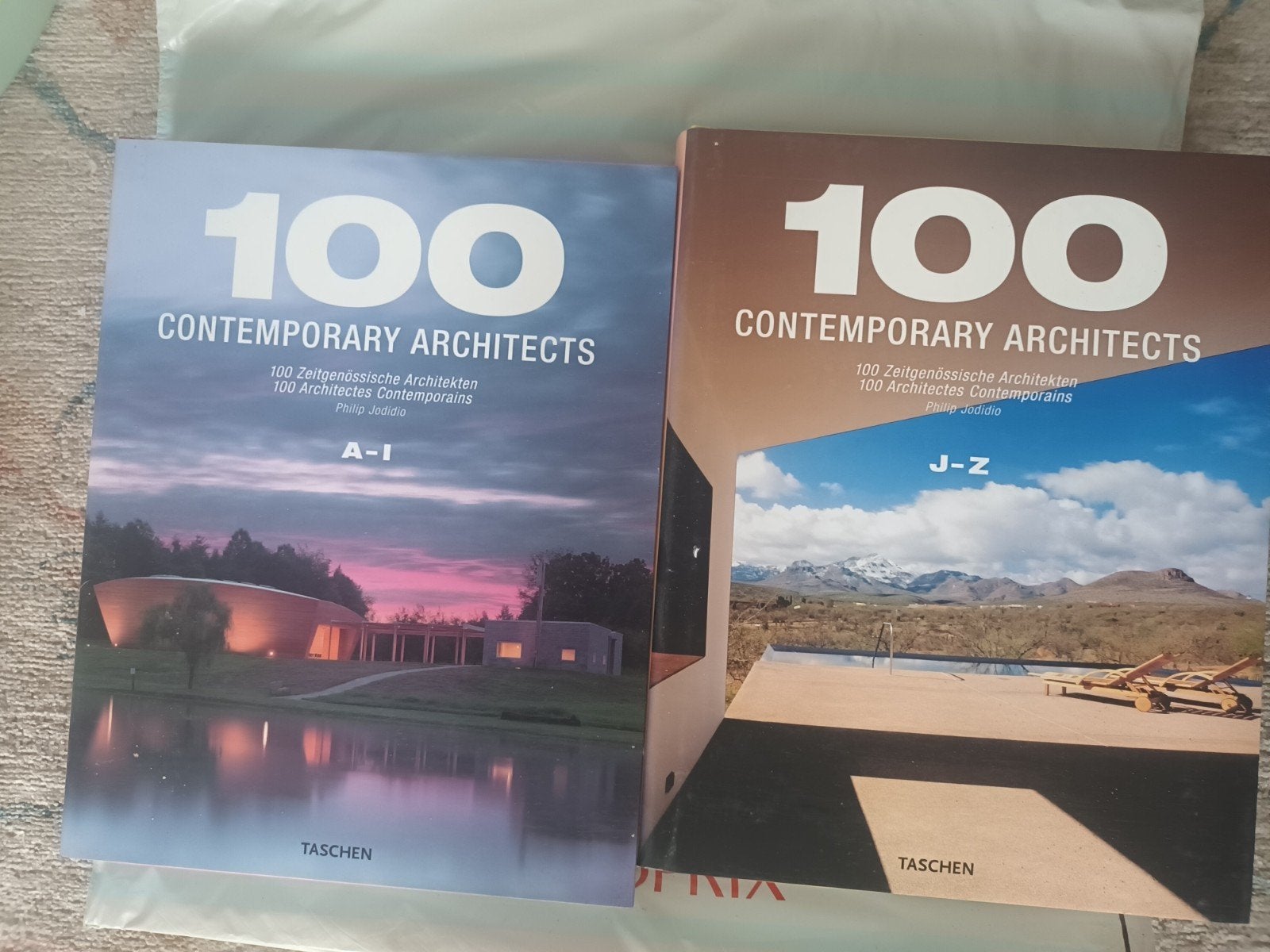 100 Contemporary Architects - 2-delig in foudraal, Ophalen of Verzenden, Zo goed als nieuw