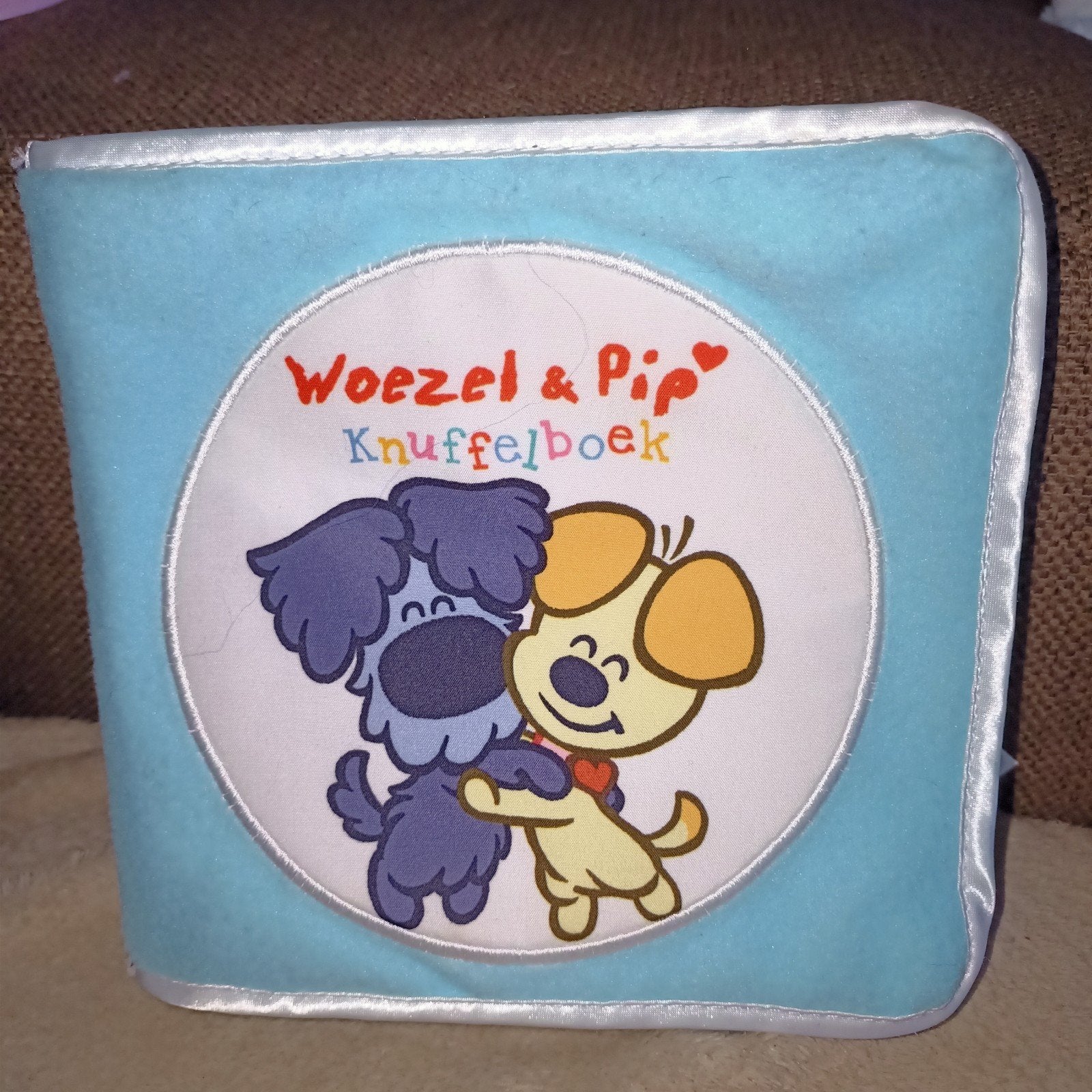 Woezel & pip stoffen babyboek. Knuffelboek. Dromenjager., Overige merken, Overige karakters, Overige typen, Ophalen of Verzenden