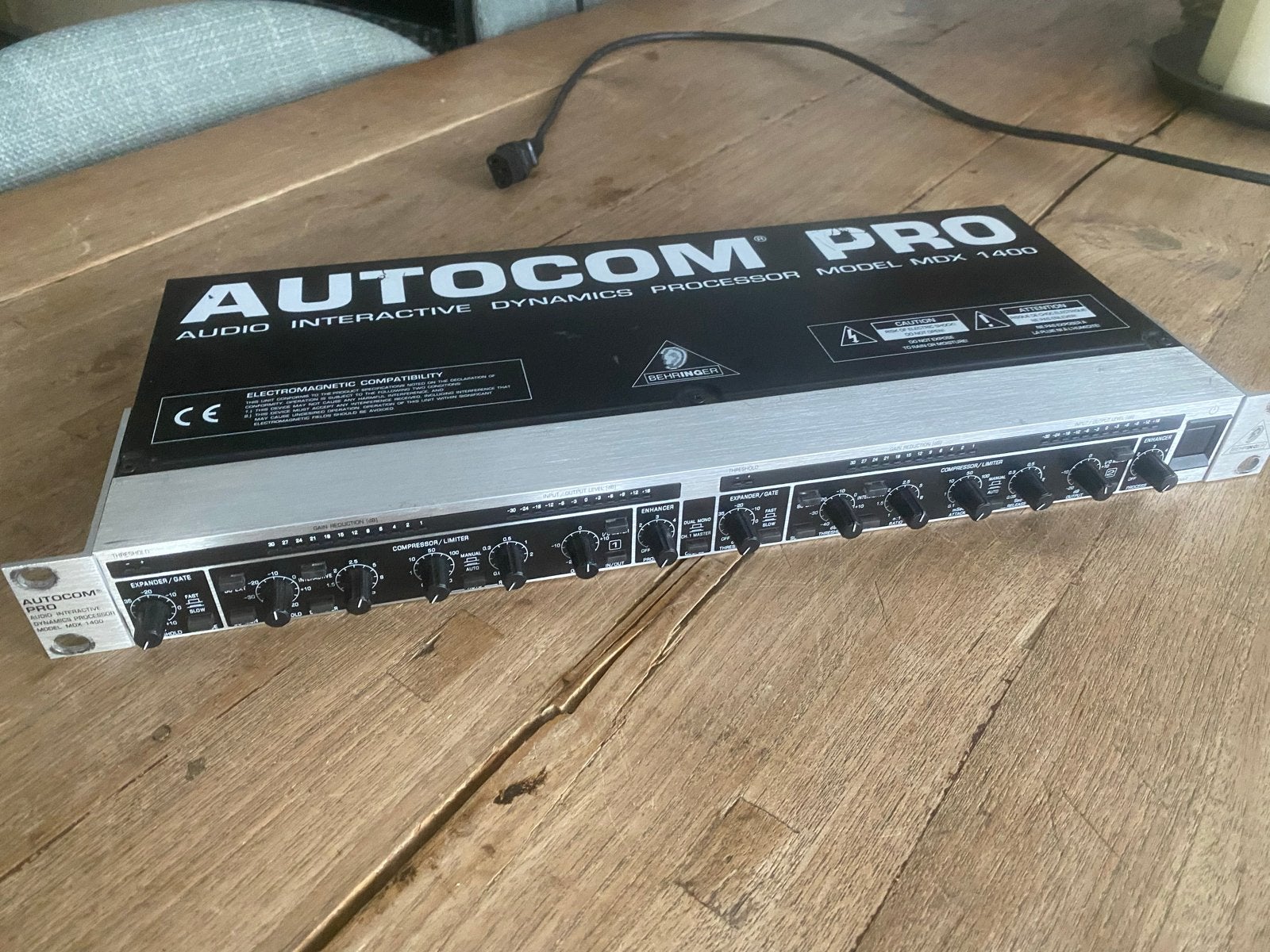 Behringer Autocom Pro MDX1400 Compressor/Limiter, Muziek en Instrumenten, Ophalen of Verzenden, Nvt, Nvt, Nvt