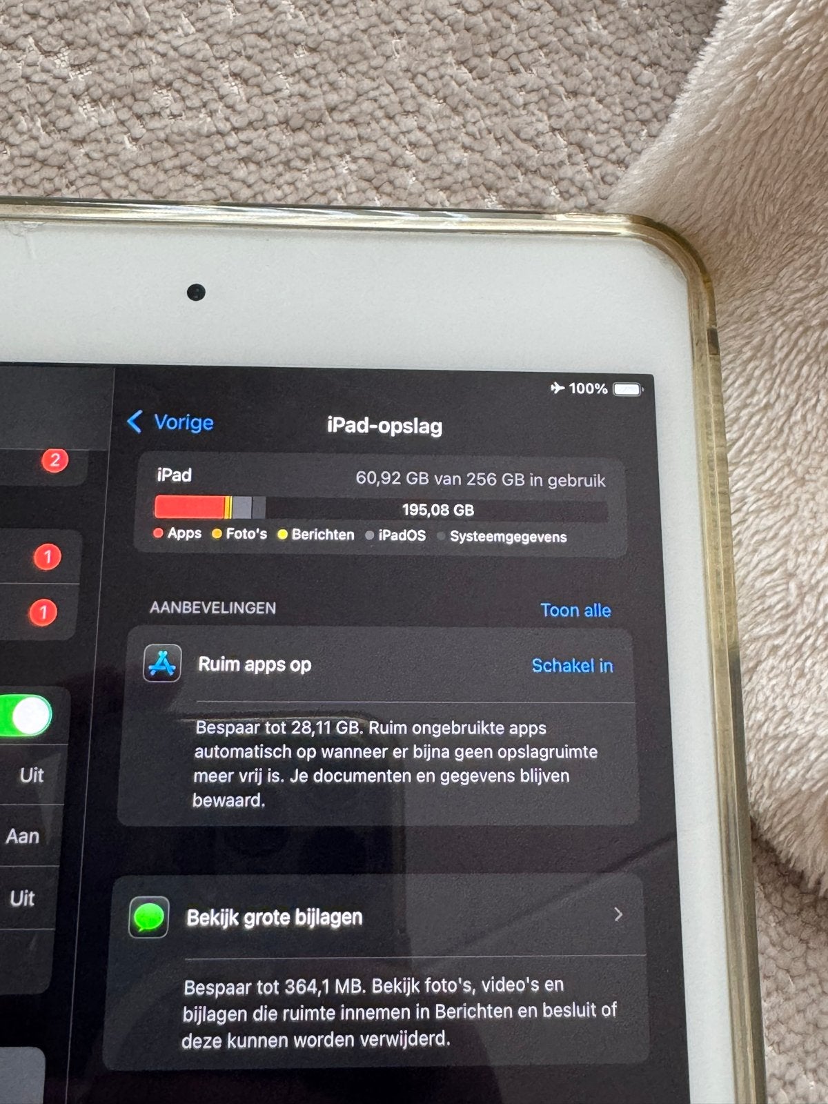 Foto 4 van Apple iPad Mini 5 7,9 inch 256GB + 4G (ZO GOED ALS NIEUW)