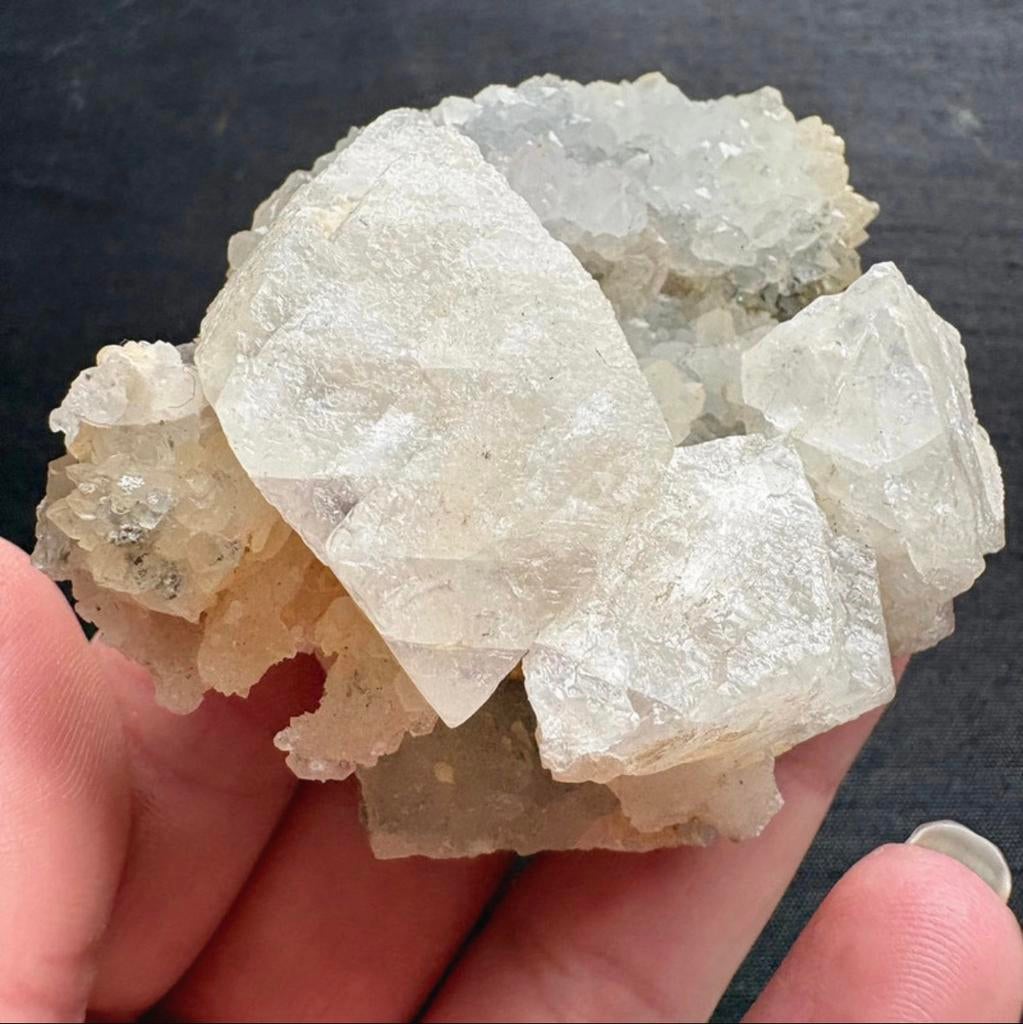 Apofyliet op chalcedoon, Ophalen of Verzenden, Mineraal