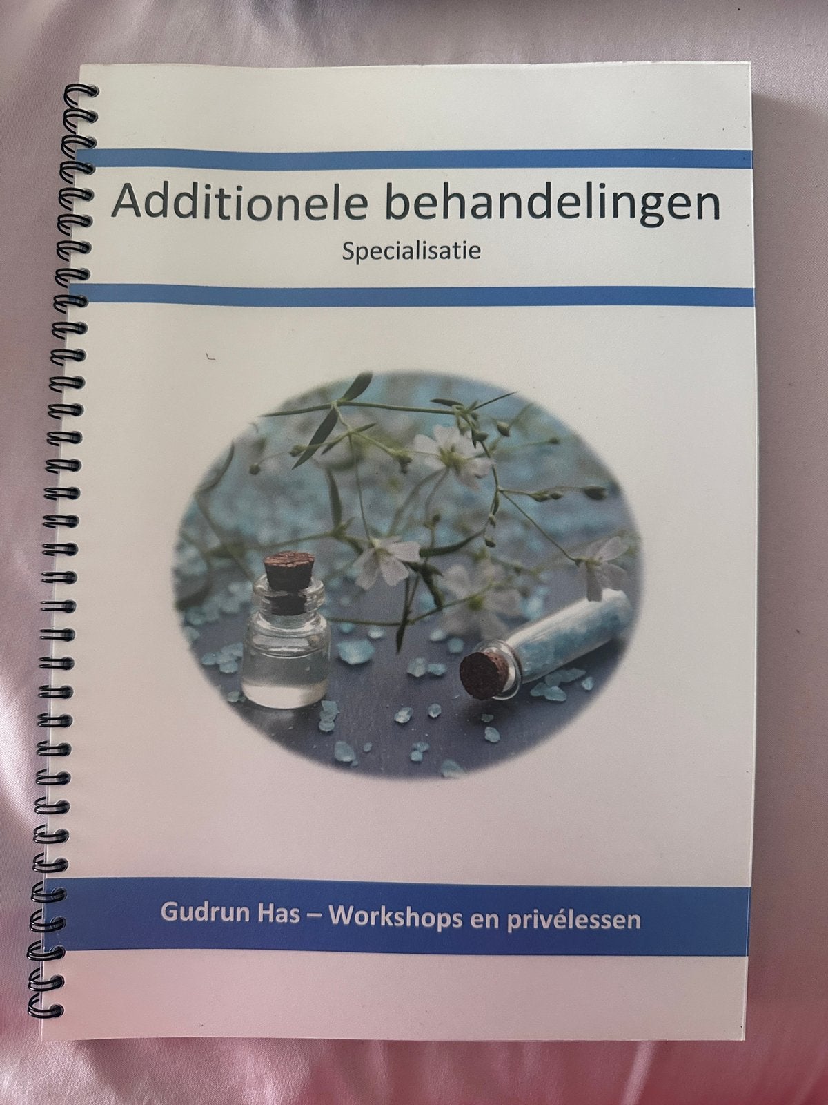Additionele behandelingen boek - specialisatie, Ophalen of Verzenden, Zo goed als nieuw