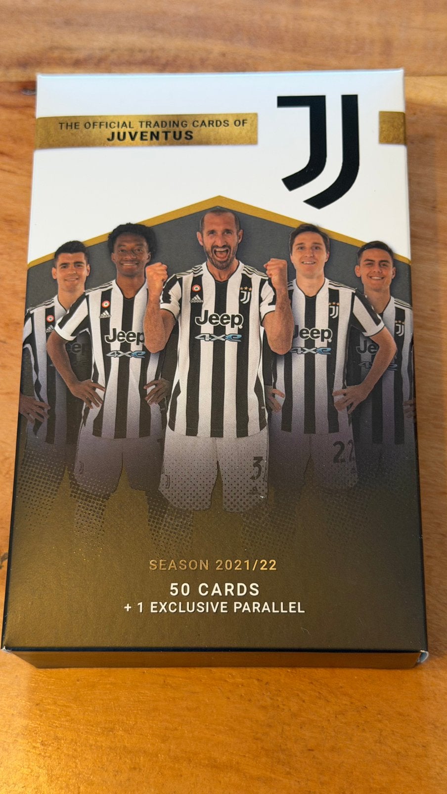 Topps Juventus Team Set 2021/22 – Sealed Box + Parallel, Verzenden, Nieuw, Buitenlandse clubs, Poster, Plaatje of Sticker