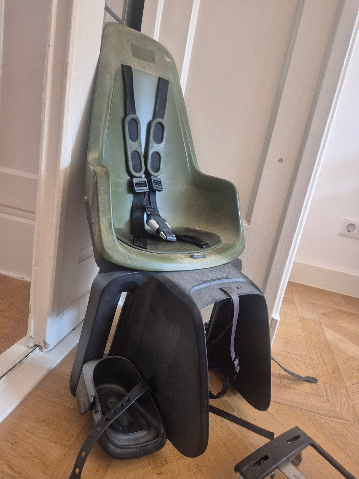 BoBike One Maxi, Olive Green, fietsstoeltje achterstoeltje, Achterzitje, Bobike One Maxi, Ophalen, 15 t/m 25 kg