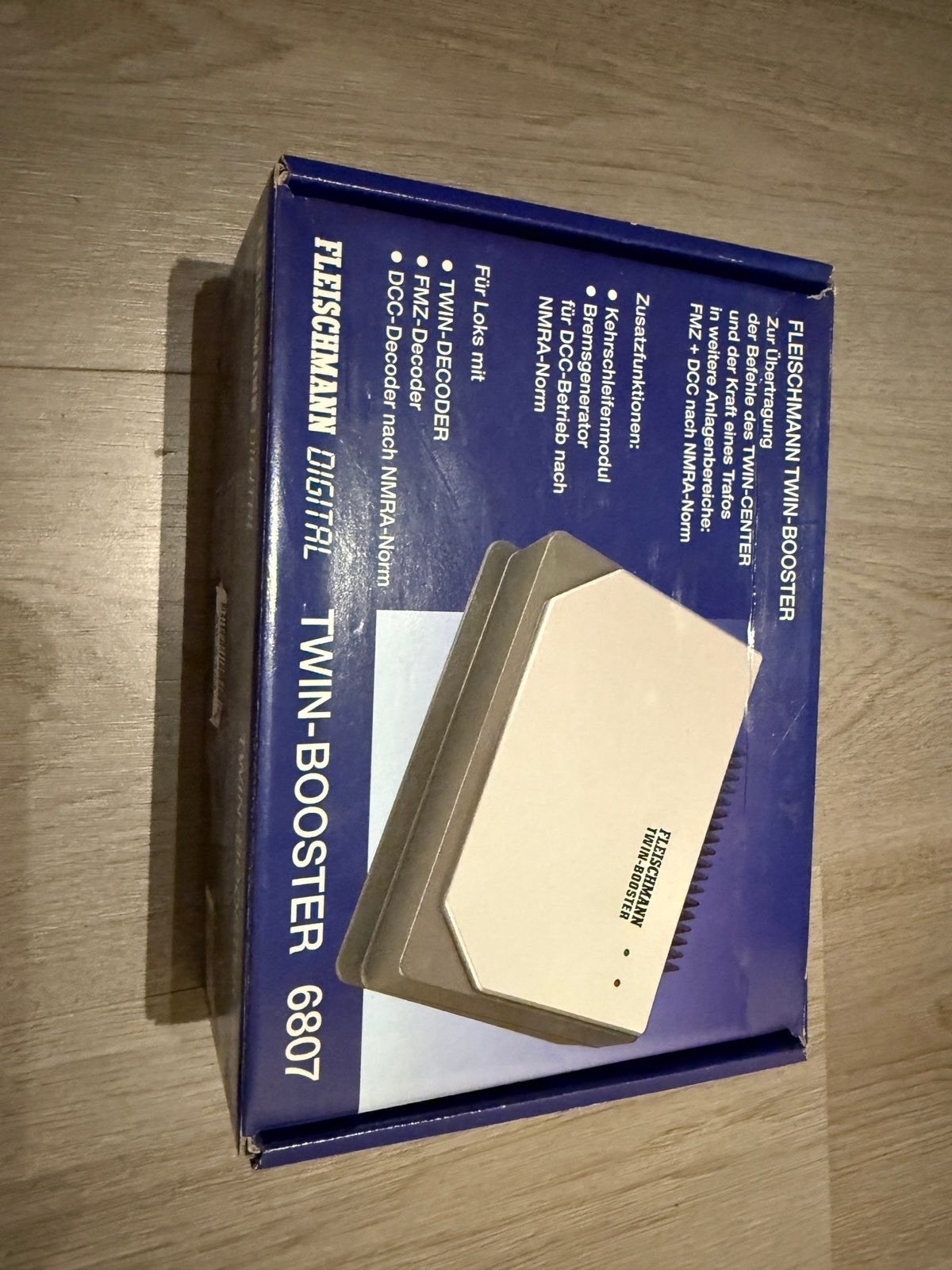 Fleischmann Twin-Booster 6807 met doos, Transformator of Voeding, Gelijkstroom, Fleischmann, Ophalen of Verzenden