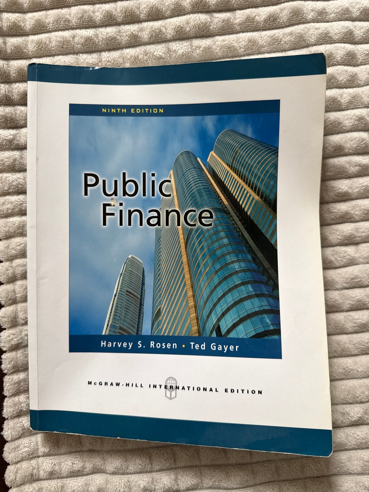 Public Finance - Harvey S. Rosen & Ted Gayer (9e editie), Ophalen of Verzenden, Gamma, Zo goed als nieuw, HBO