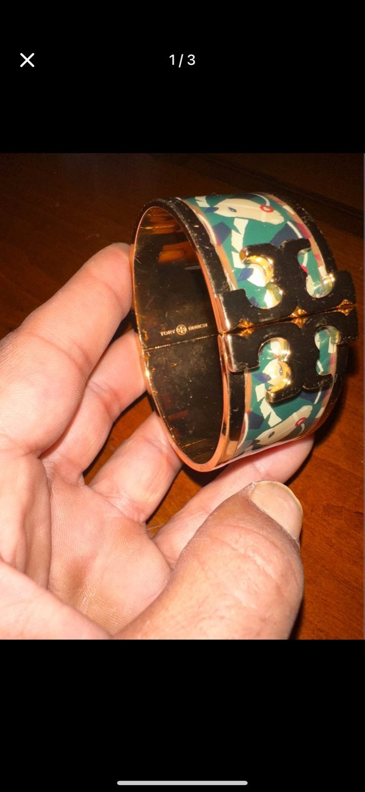Tory Burch Armband met Unieke Print en Logo, Ophalen, Zo goed als nieuw, Groen, Overige materialen