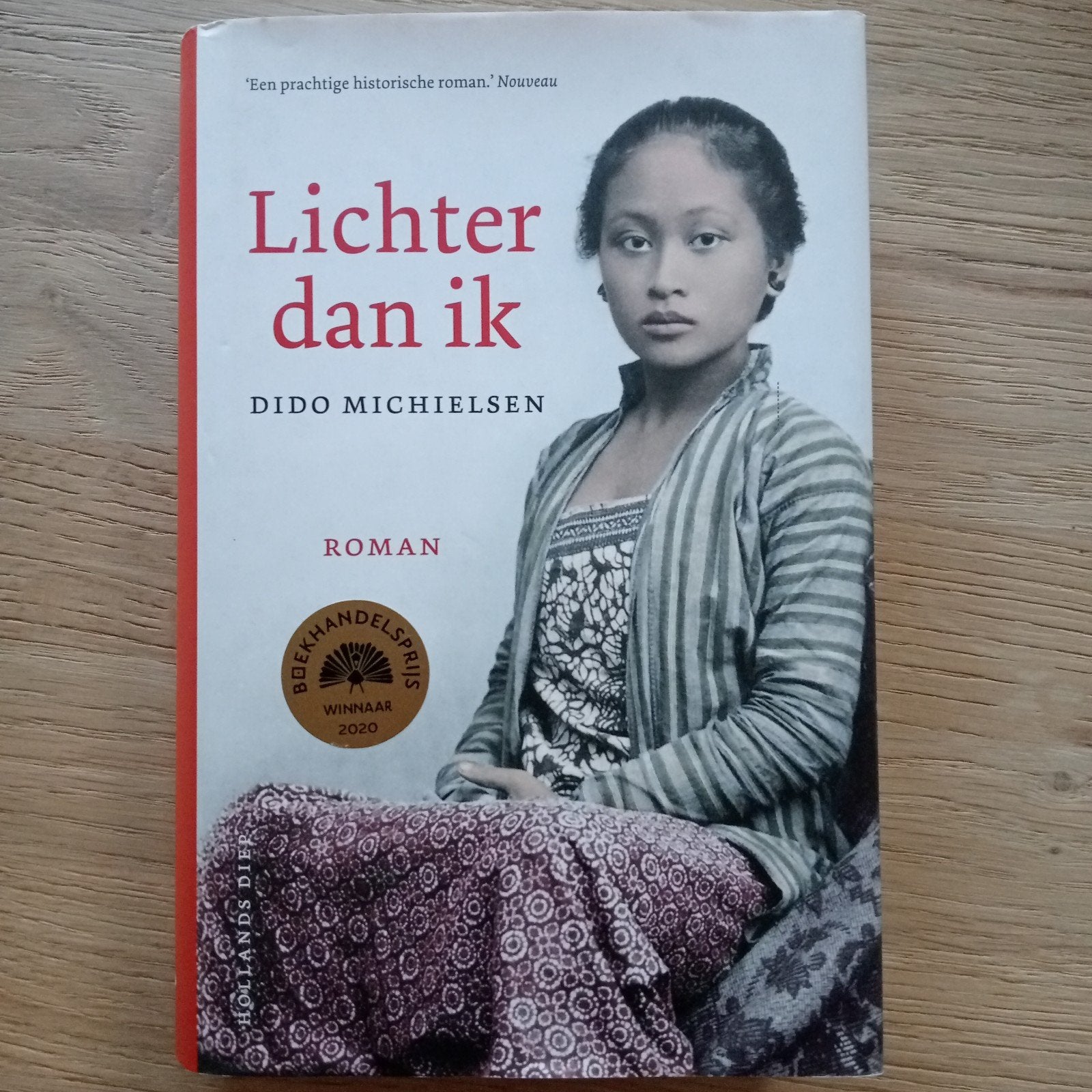 Dido Michielsen - Lichter dan ik, Boeken, Ophalen of Verzenden, Zo goed als nieuw, Dido Michielsen
