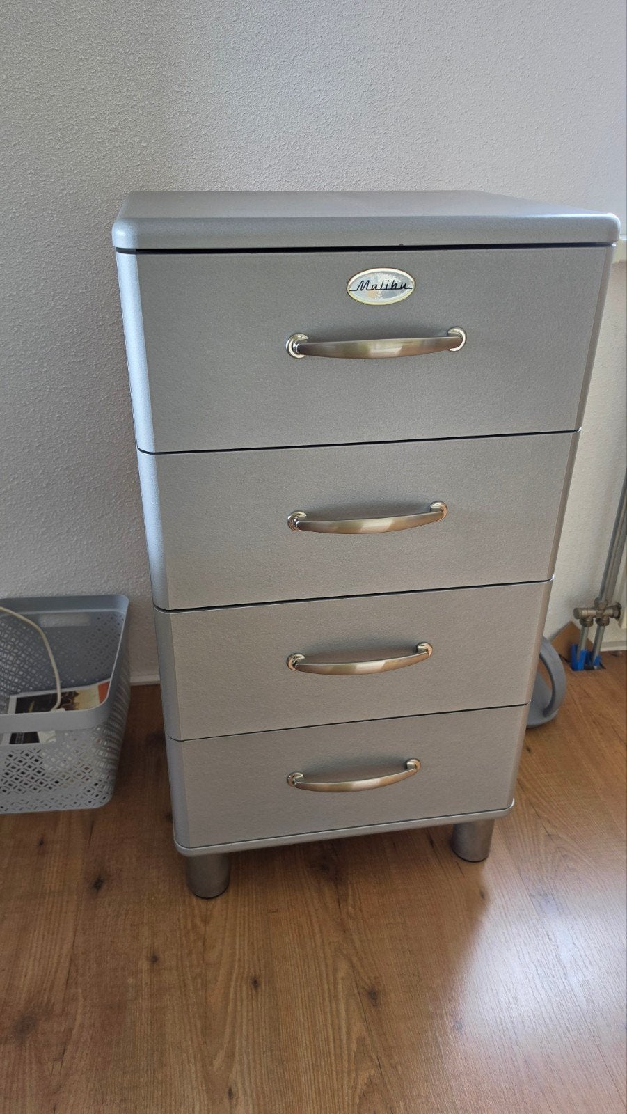 Malibu ladekast - grijs met 4 laden, Minder dan 50 cm, Gebruikt, 100 tot 150 cm, Ophalen of Verzenden