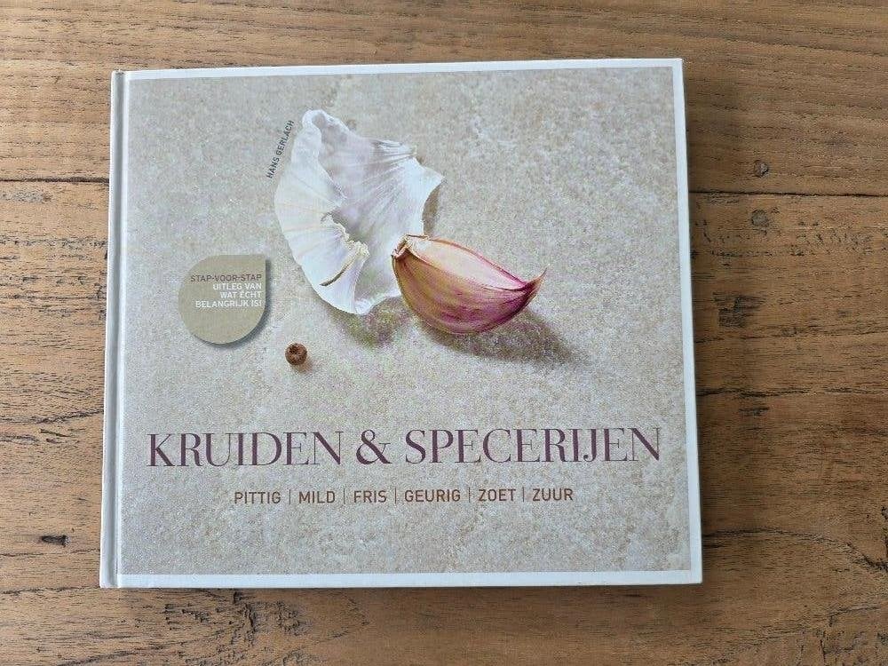 Kruiden & Specerijen boek, Boeken, Ophalen of Verzenden, Zo goed als nieuw