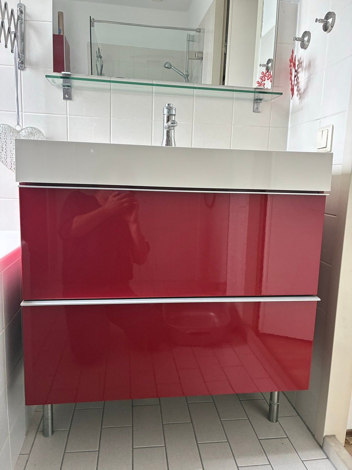 Ikea Badmeubel met Lades en Hoge Kast - Hoogglans Rood, Huis en Inrichting, Ophalen, Gebruikt, 200 cm of meer, 50 tot 100 cm