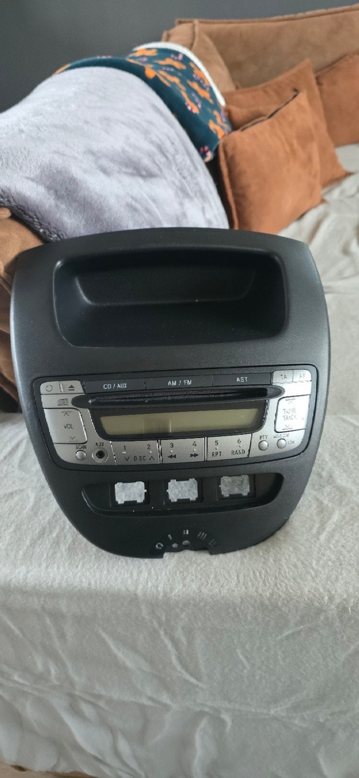 Autoradio Toyota Aygo / Citroën C1 / Peugeot 107, Auto diversen, Ophalen of Verzenden, Gebruikt