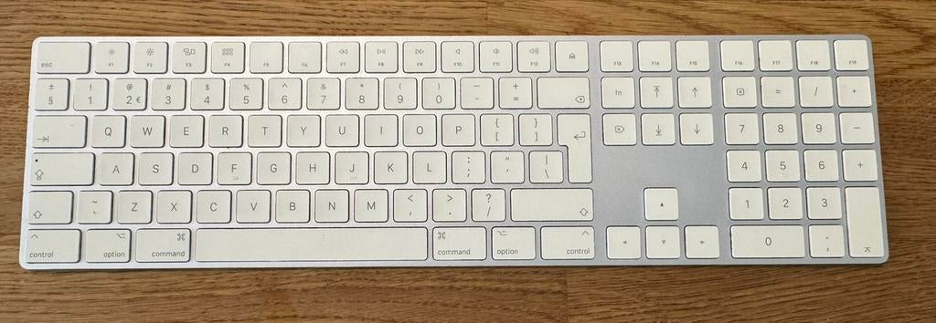 Apple Magice Keyboard, Ophalen of Verzenden, Zo goed als nieuw