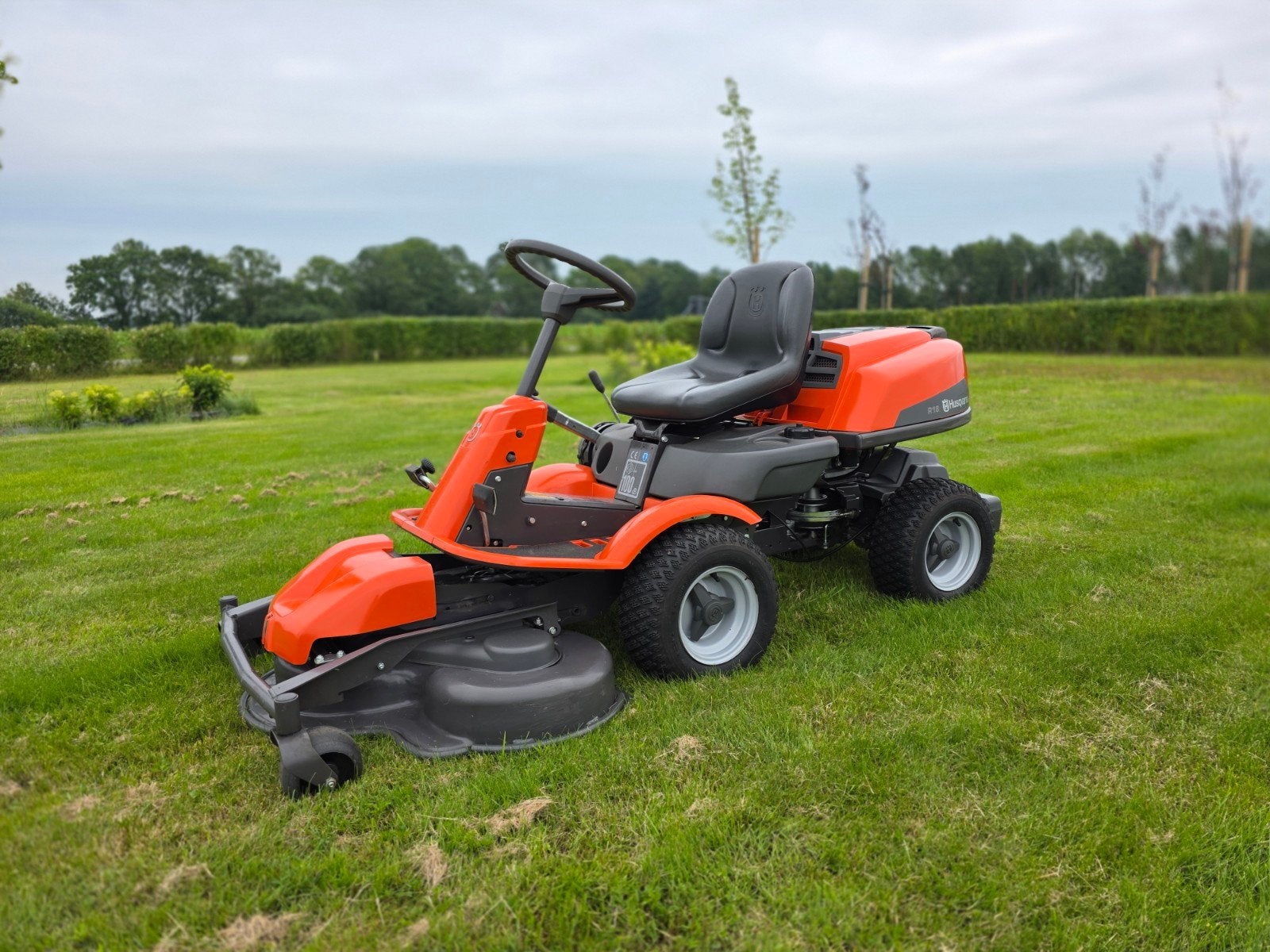 Husqvarna rider R18 frontmaaier, Tuin en Terras, Zitmaaiers, Ophalen
