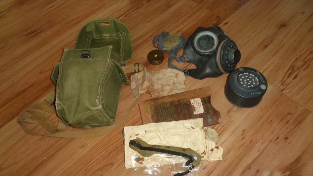 Engels Gasmasker ww2 oorlog Engels leger in tas ww2 nr2, Verzamelen, Verzenden, Landmacht, Engeland, Overige typen