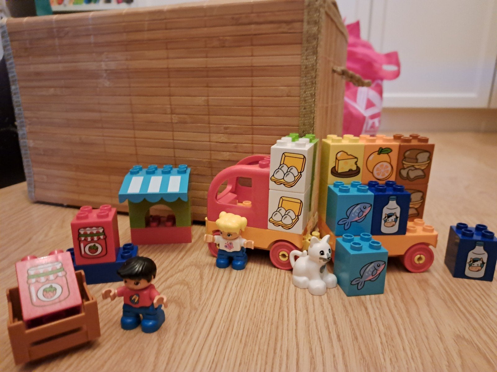 Lego Duplo 10818 Mijn Eerste Vrachtwagen met Kat en Koopwaar, Ophalen of Verzenden, Gebruikt, Overige merken