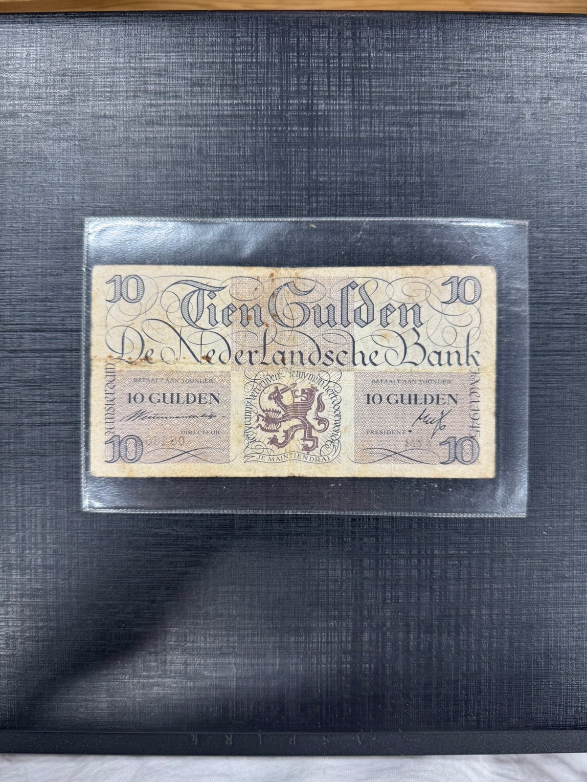 10 gulden muntbiljet 1945 (Tientje van Lieftinck), Ophalen of Verzenden, Goud