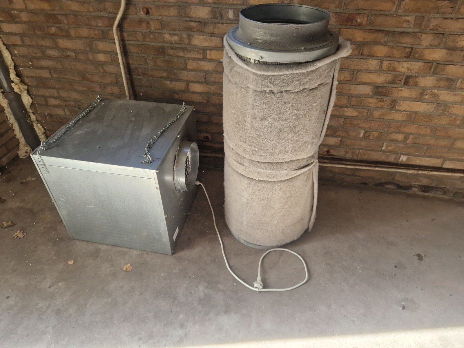 Afzuigsysteem met filter/demper 2500m3, Ophalen