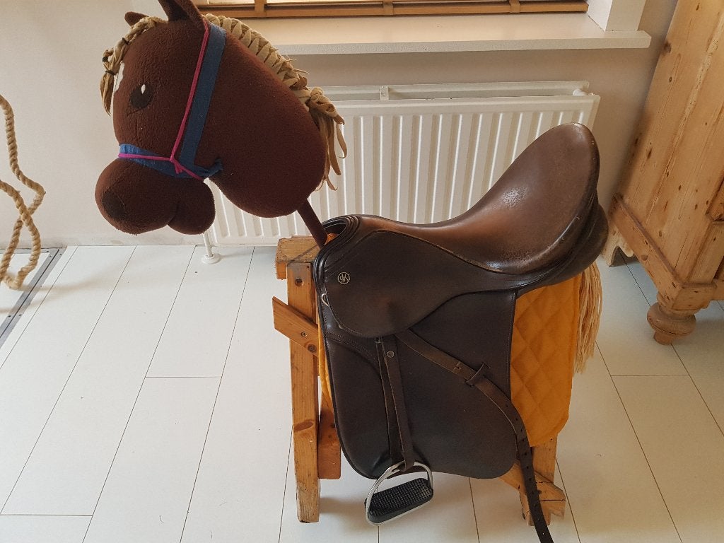 Te gek rijdend speelpaard met echt zadel!, Ophalen, Gebruikt