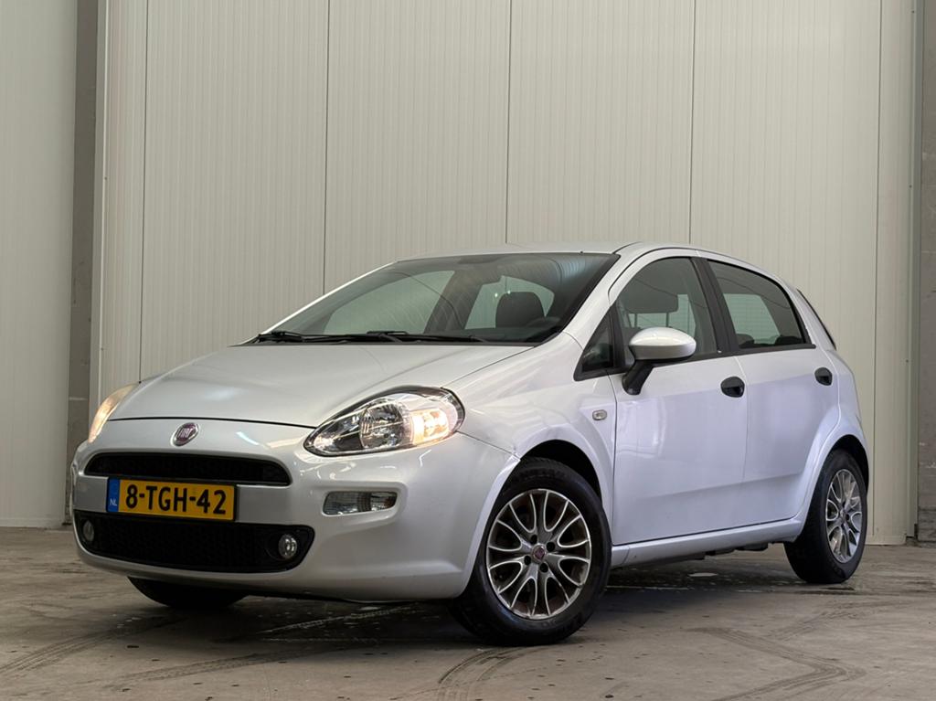Fiat Punto 1.2 /BJ2012/AIRCO/TREKHAAK/NEWAPK/5DRS/, Auto's, Voorwielaandrijving, 1005 kg, Stof, 40 €/maand
