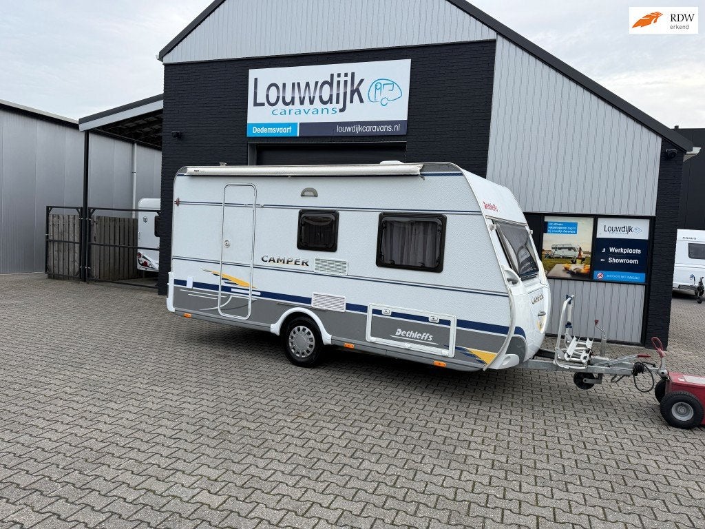 DETHLEFFS Camper 440 DB ’07 (Vastbed, Treinzit), Caravans en Kamperen, Vast bed, Bedrijf, Treinzit, 750 - 1000 kg