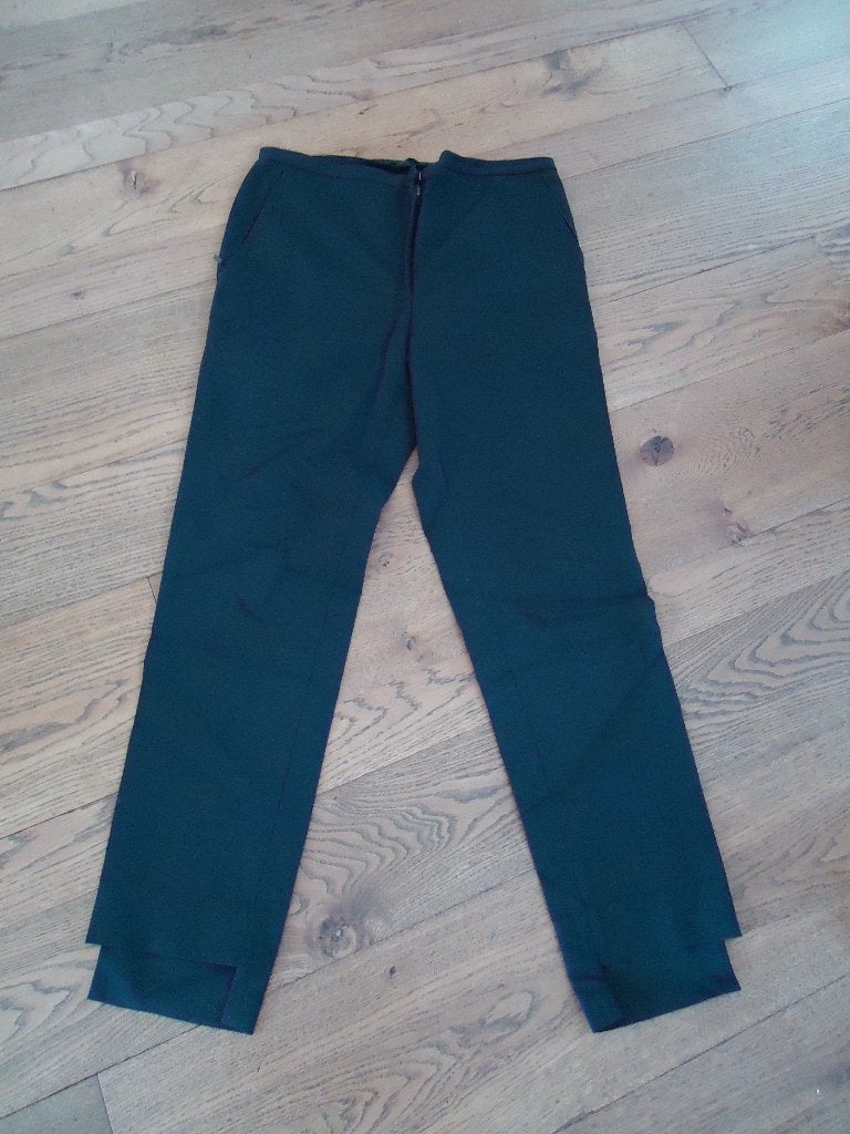 Zwarte Cos broek maat 44, Kleding | Dames, COS, Zwart, Maat 42/44 (L), Ophalen of Verzenden