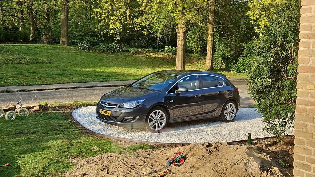 Opel Astra 1.4 Turbo Ecotec 140pk full option! 2e eigenaar, Auto's, Voorwielaandrijving, 4 cilinders, Handgeschakeld, 1364 cc