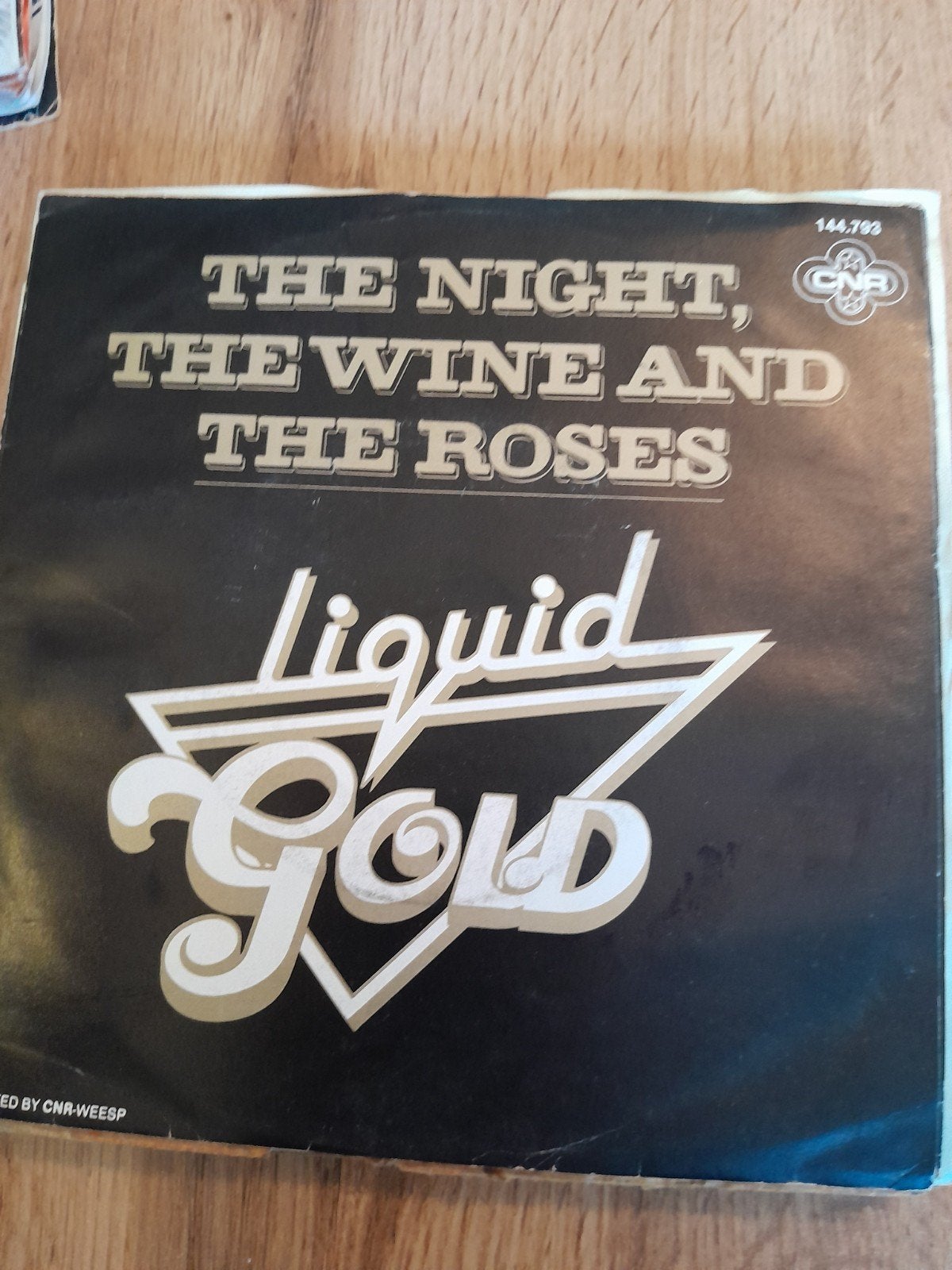 liquid gold 7inch the night the wine and the roses, Ophalen of Verzenden, Zo goed als nieuw, Pop