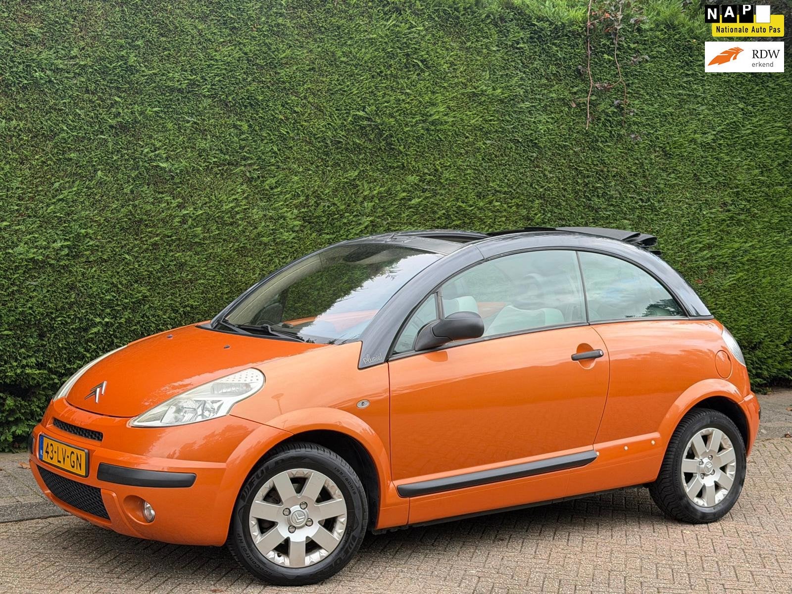 Citroen C3 Pluriel 1.6i-16V /AUTOMAAT/CRUISE/AIRCO/PDC/RIJDT, 15 km/l, Gebruikt, Cabriolet, 4 stoelen