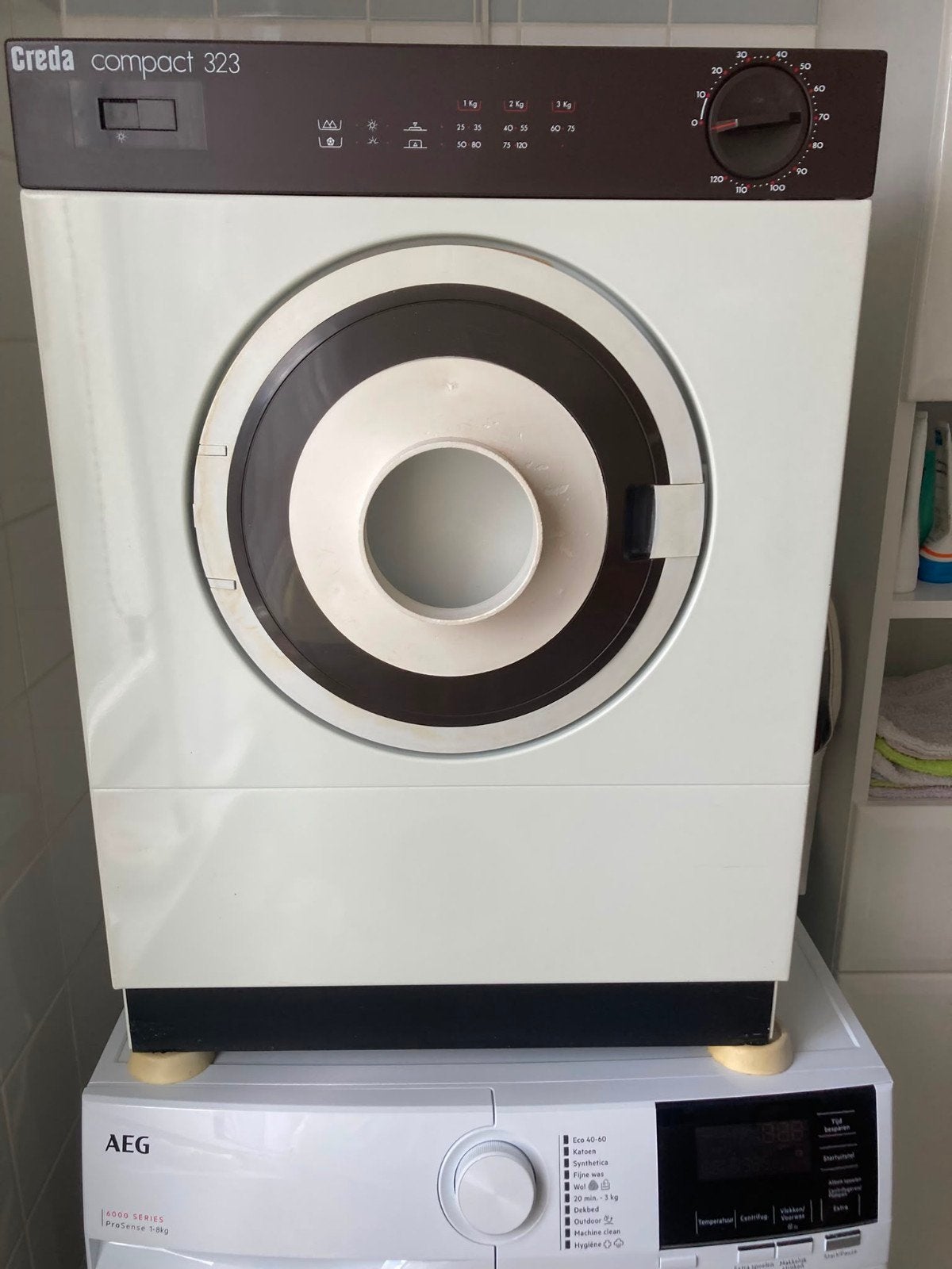 wasdroger, Minder dan 4 kg, Ophalen, Luchtafvoer, 85 tot 90 cm
