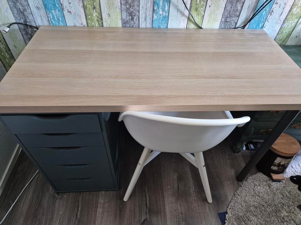 IKEA Linnmon/Alex bureau met lades, Met lades, Gebruikt, Spaanplaat of MDF, Ophalen of Verzenden