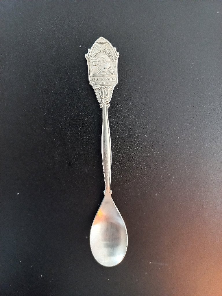 Lepeltjes Tuberculose Patiënten / 2x, Verzamelen, Verzenden, Gebruikt