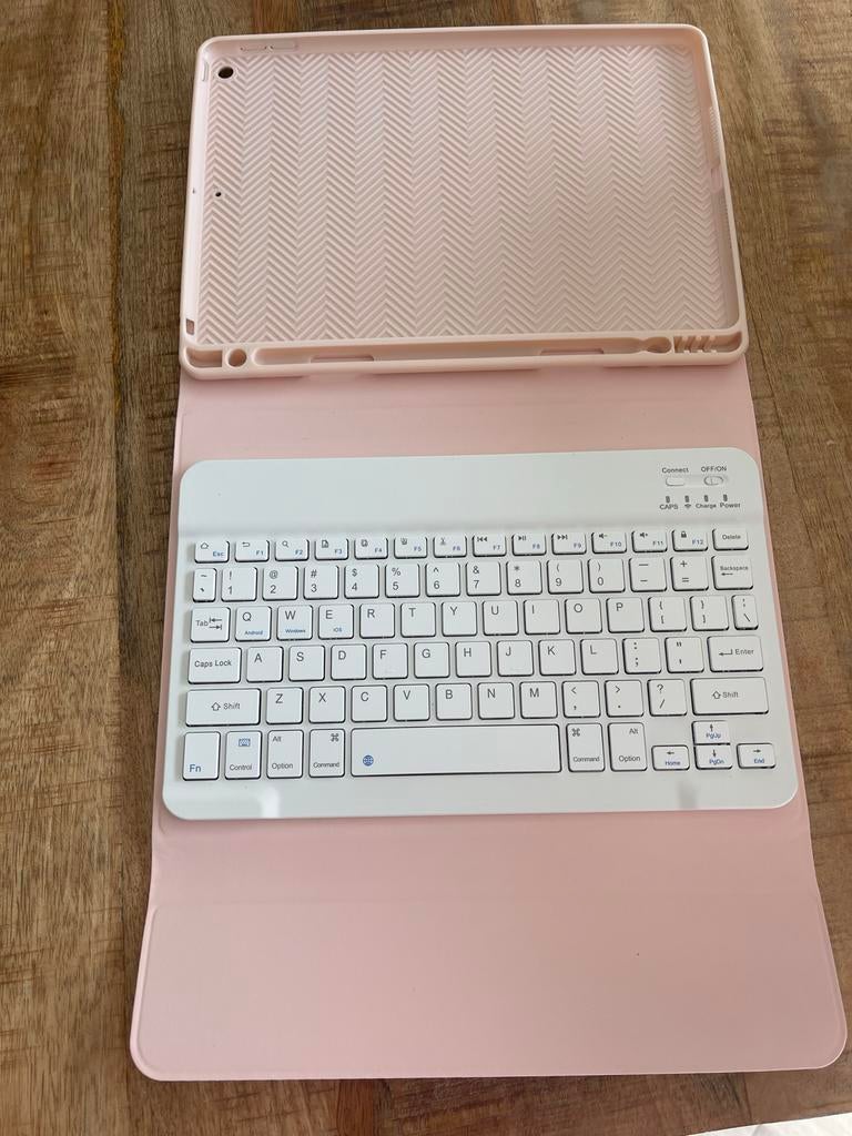 iPad hoes met toetsenbord - licht Roze, Ophalen of Verzenden, Zo goed als nieuw, 10 inch, Bescherming voor- en achterkant