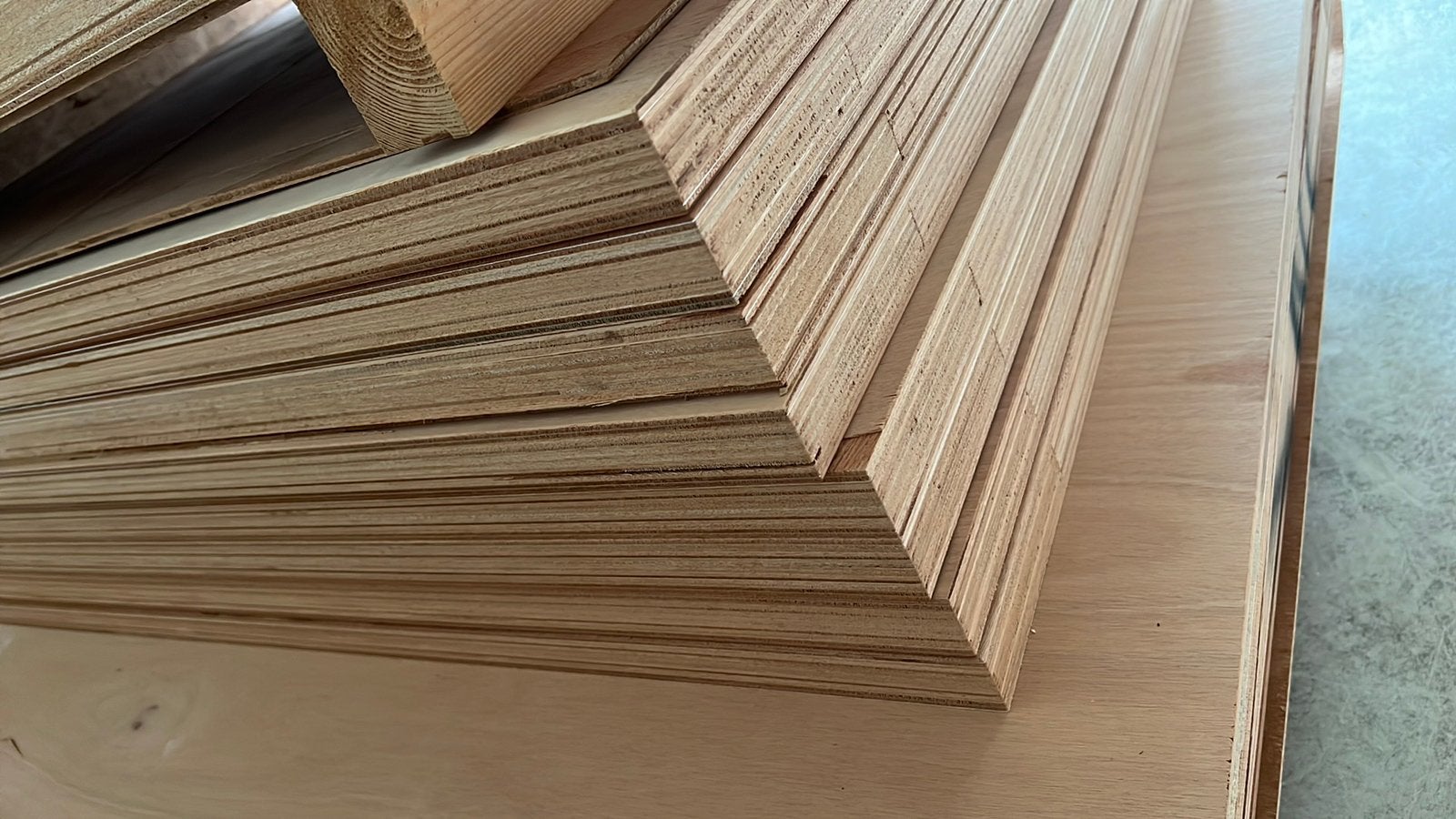 Diverse Aluplex platen – 40, 44 en 54 mm – vanaf € 200, Ophalen, 25 tot 50 mm, Zo goed als nieuw, 200 tot 250 cm