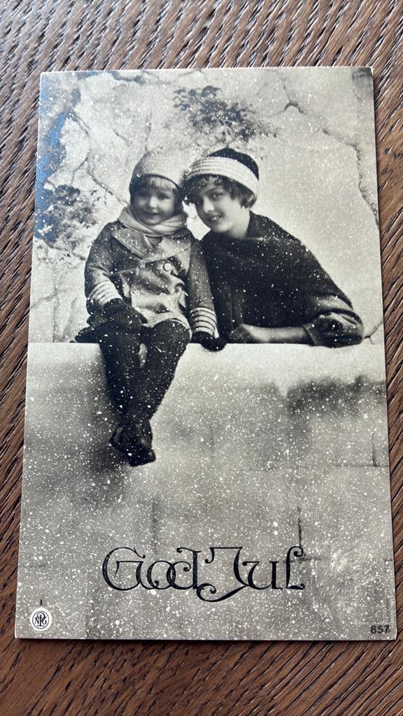 God Jul. Vrolijk Kerstfeest. Samen in de sneeuw., Ophalen of Verzenden, Gelopen