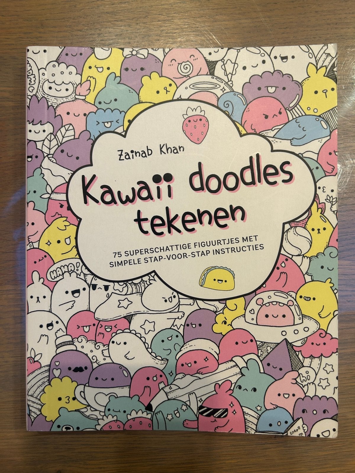 Als nieuw! Kawaii doodles tekenen - Zianab Khan, Ophalen of Verzenden, Zo goed als nieuw