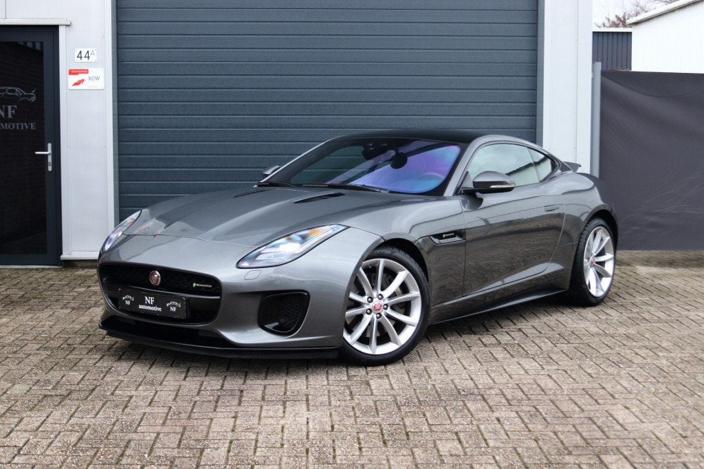 Jaguar F-TYPE F-Type Coupé P300 R-Dynamic - Panorama, Auto's, Automaat, USB, Leder, Bedrijf