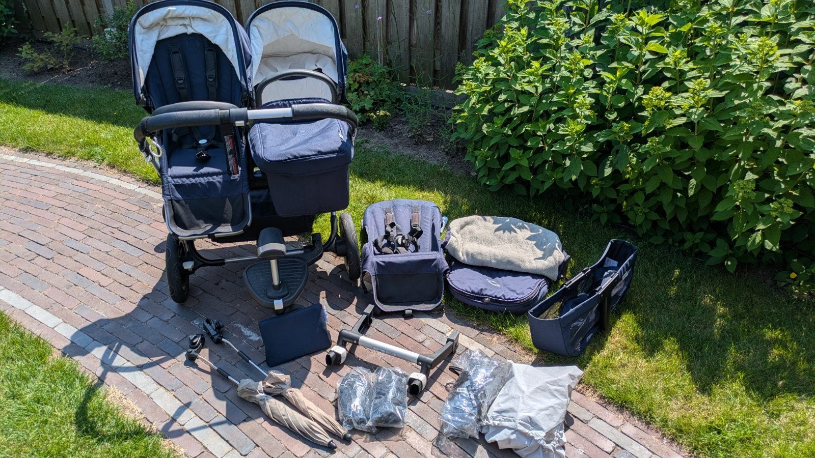 Bugaboo Donkey, Duo Kinderwagen met complete set accessoire, Kinderen en Baby's, Kinderwagens en Combinaties, Ophalen, Zo goed als nieuw