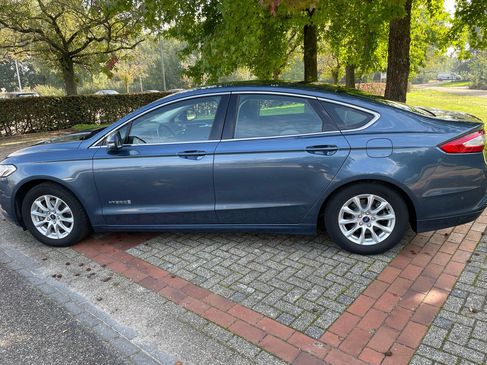 Ford Mondeo 2.0 IVCT HEV Titanium X, Auto's, Dealer onderhouden, Stof, Mondeo, Blauw
