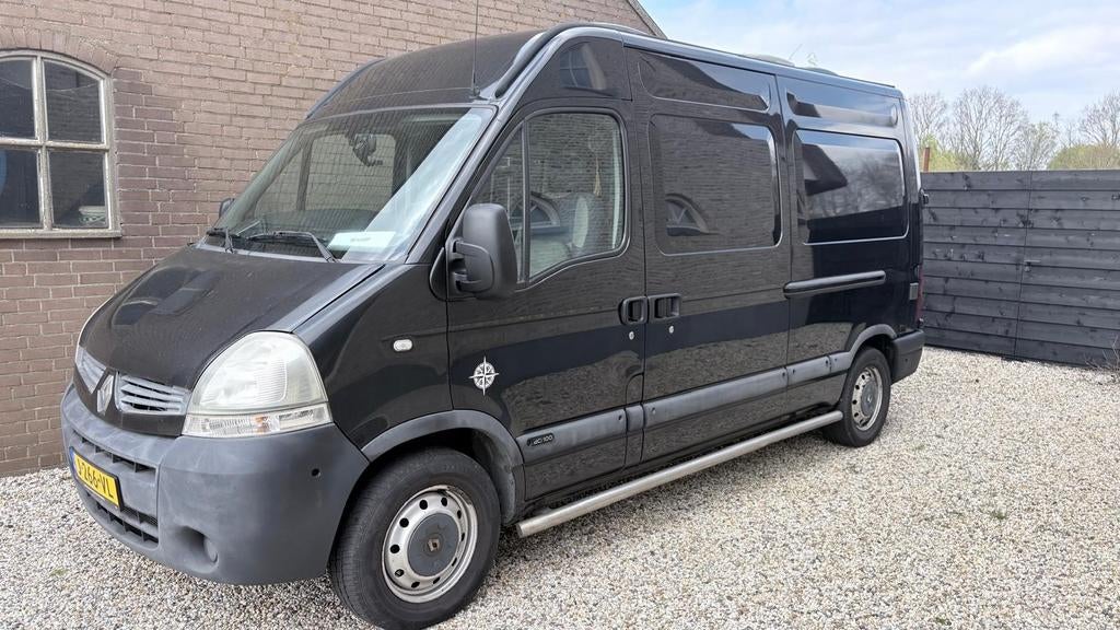 Buscamper off grid Renault Master T35 L2H2/2.5 dci, Caravans en Kamperen, Campers, Overige merken, Buscamper of Camperbus, Tot en met 2
